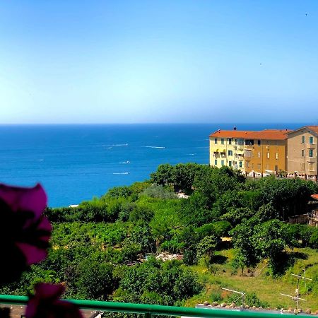 VietriLa Finestra Sul Duomo, Amalfi Coastアパートメント エクステリア 写真