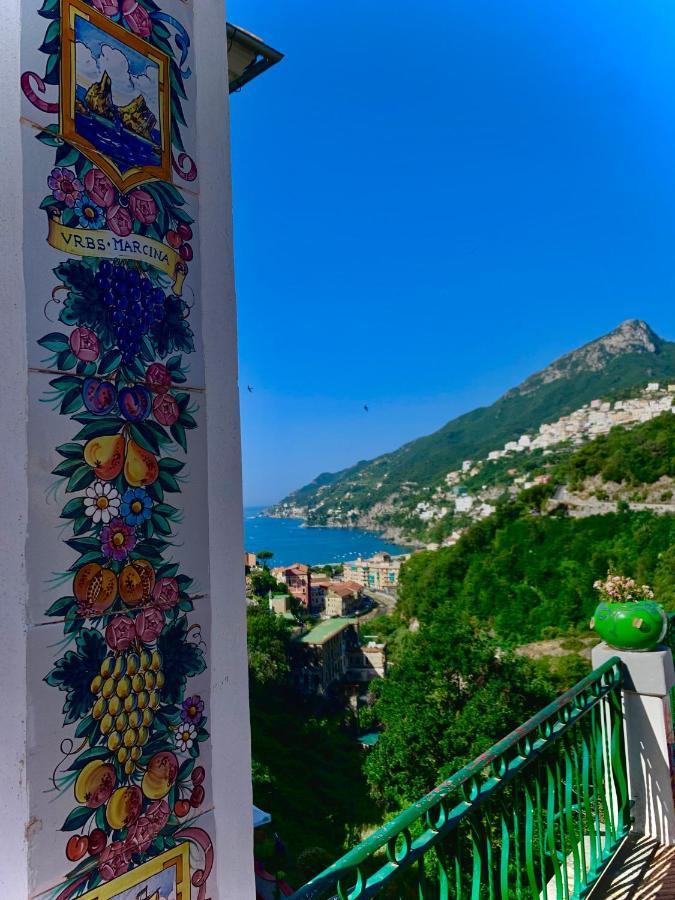 VietriLa Finestra Sul Duomo, Amalfi Coastアパートメント エクステリア 写真