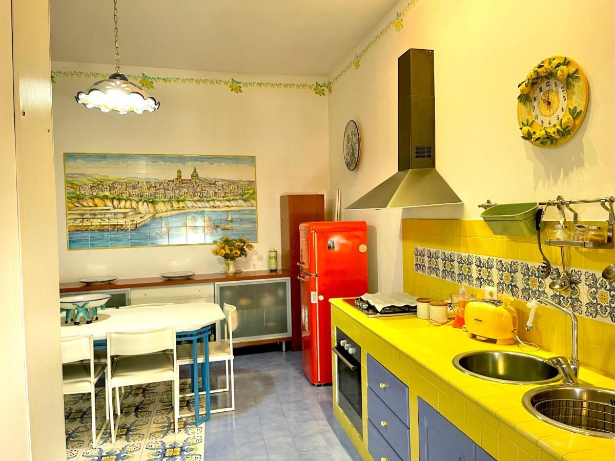 VietriLa Finestra Sul Duomo, Amalfi Coastアパートメント エクステリア 写真